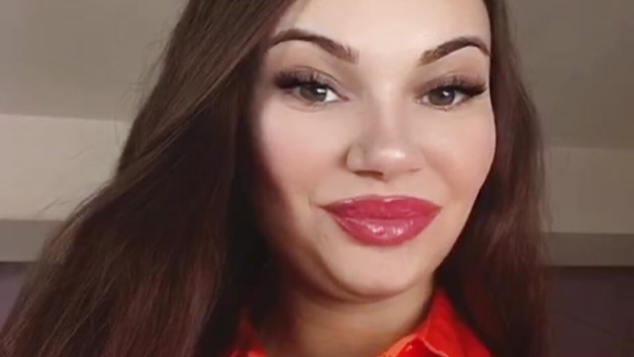 Me<3