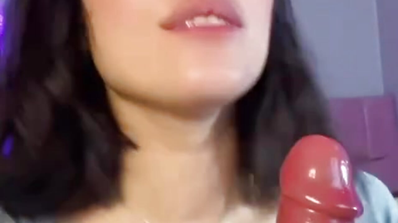 i wait for you in bed - відео від вебкаммоделі LoaLuxury