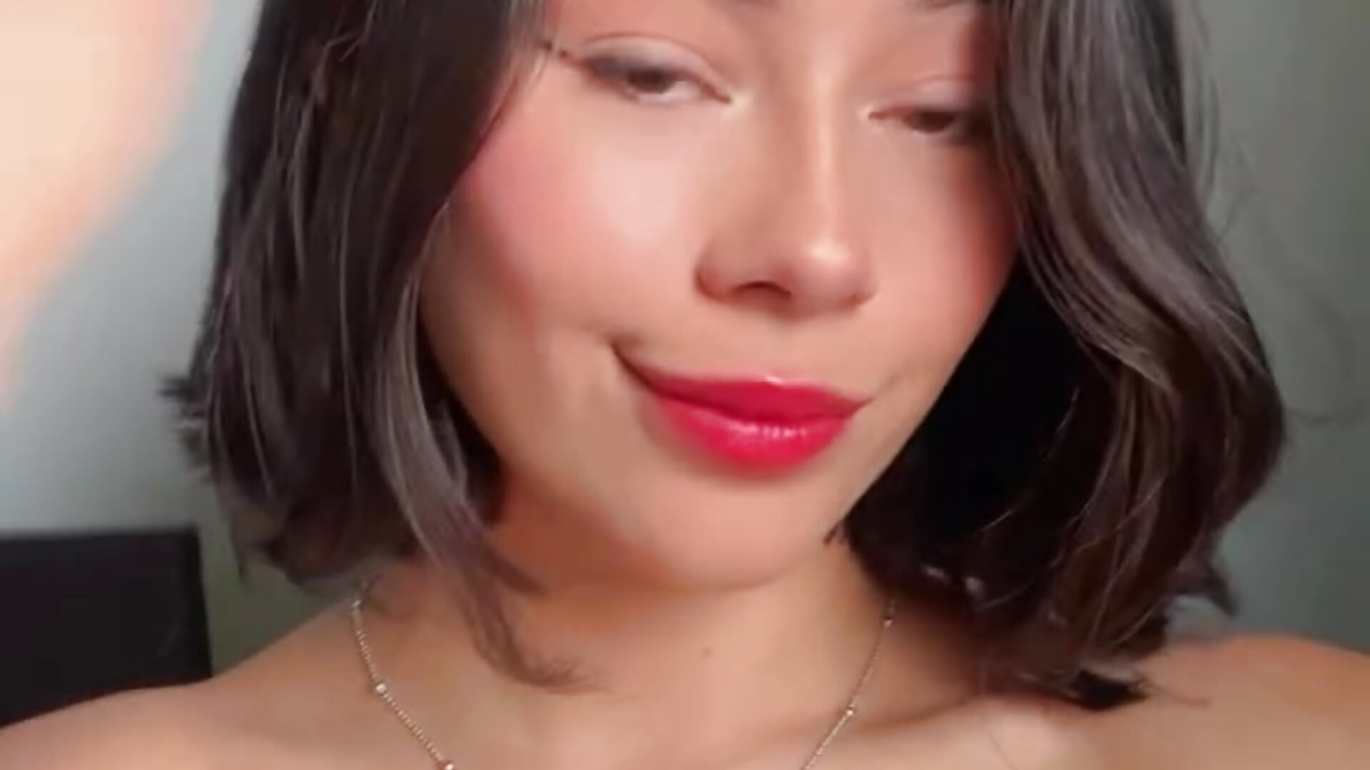 🫶🏻 - відео від вебкаммоделі LoaLuxury