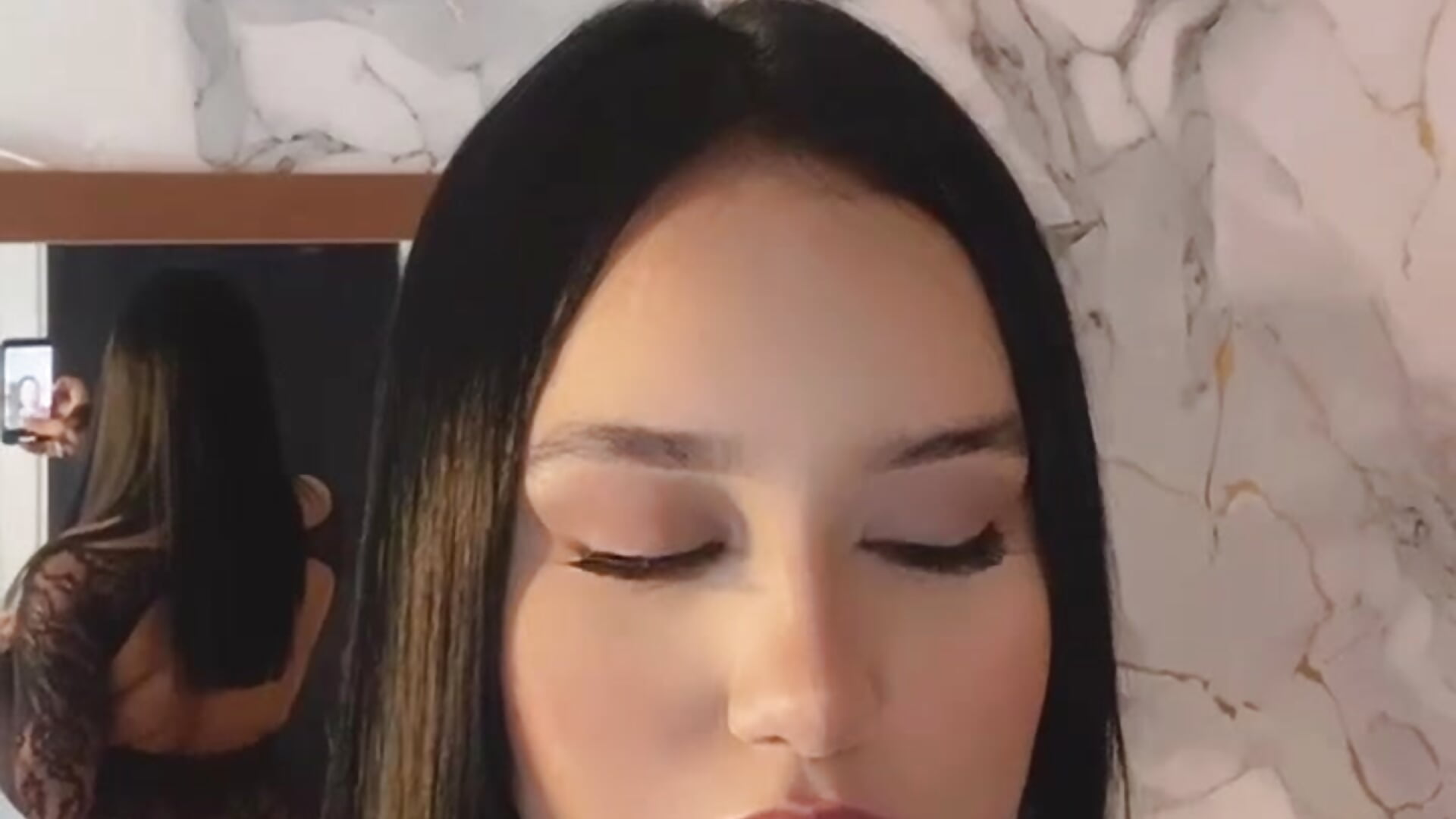 🥵 - فيديو من ShanellBlack موديل الكام