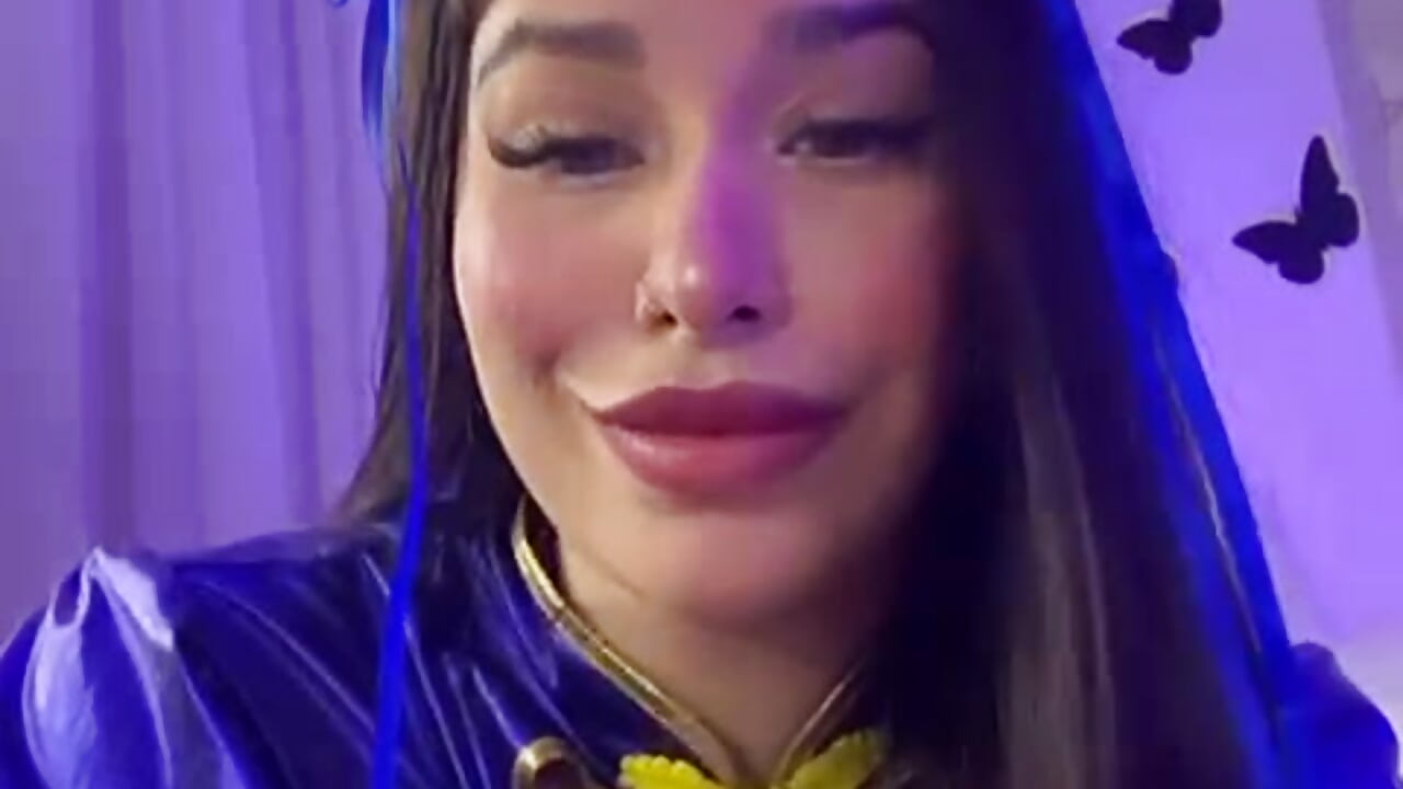 cute chun li - Iara_Smith1 캠 모델의 동영상