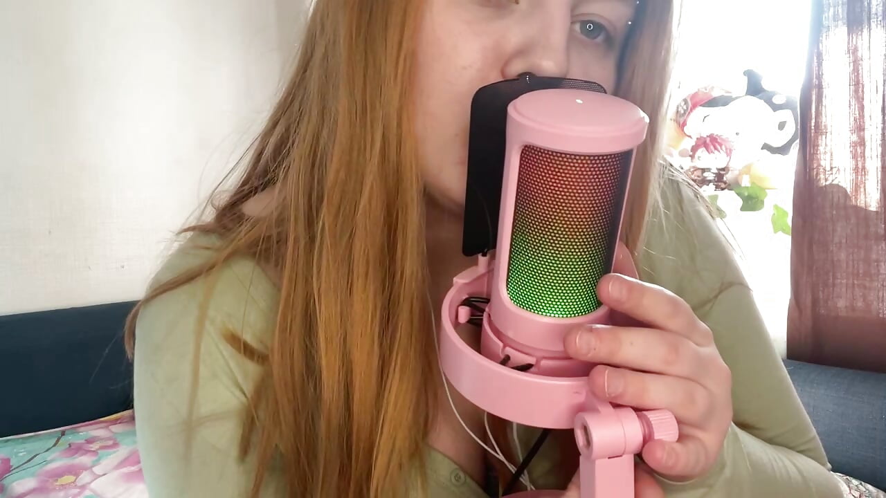 👅ASMR MOUTH SOUNDS👅 - video by LiessaAss cam model