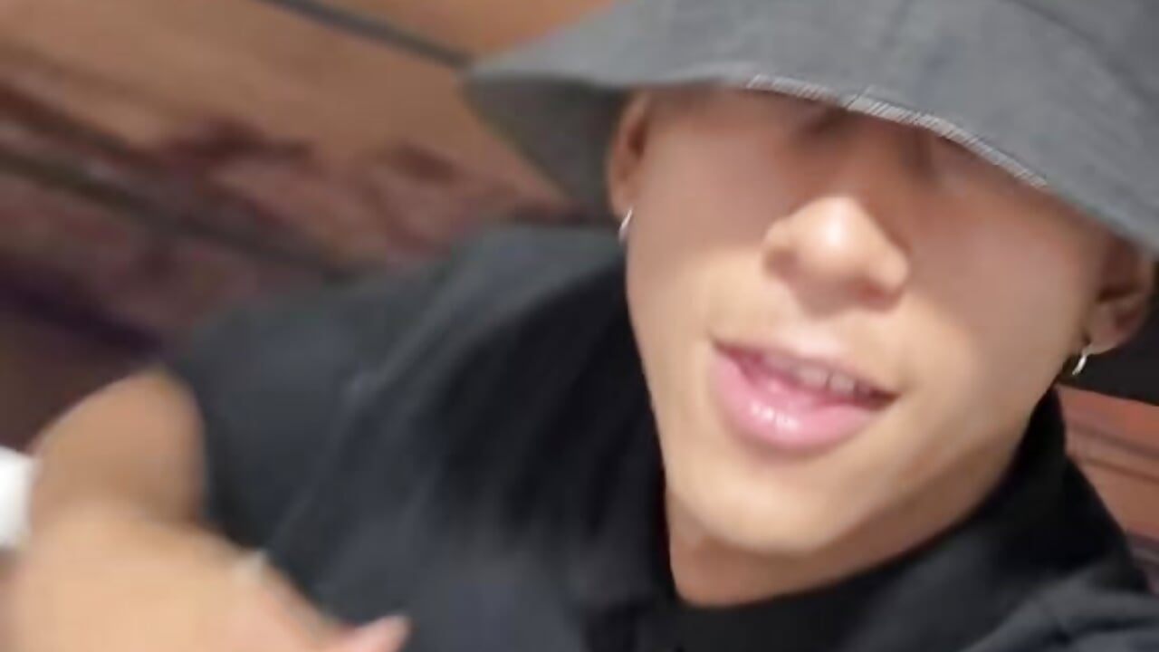 v09044g40000d00cc7nog65v5lsfamcg - video by dominic_smith_ cam model