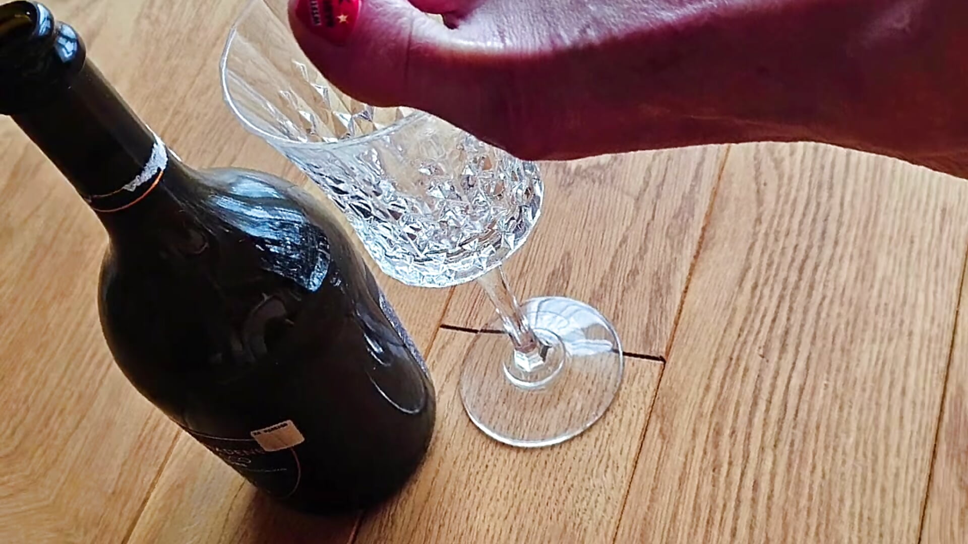 Wanna feel my toes 😉 - video by Lolly_Polina cam model