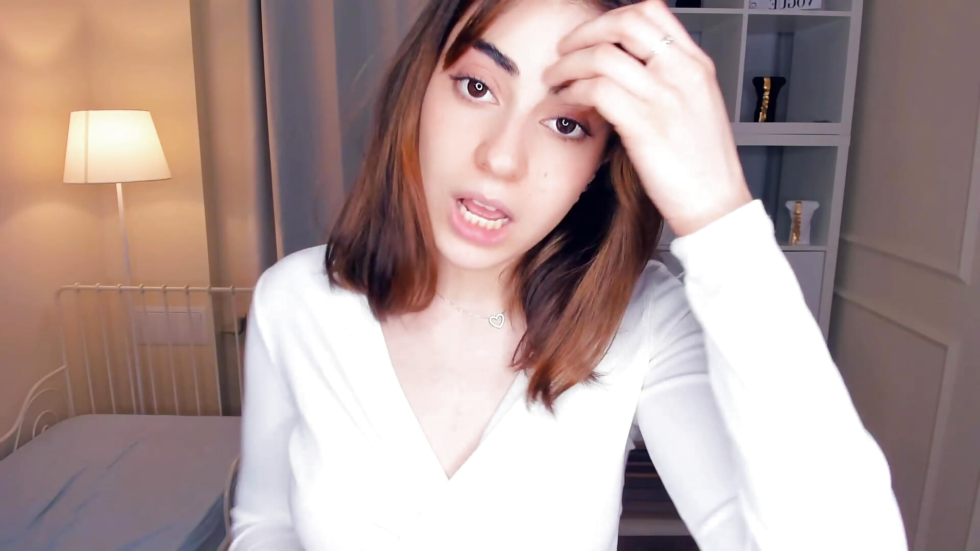 Zoom on my sexy face