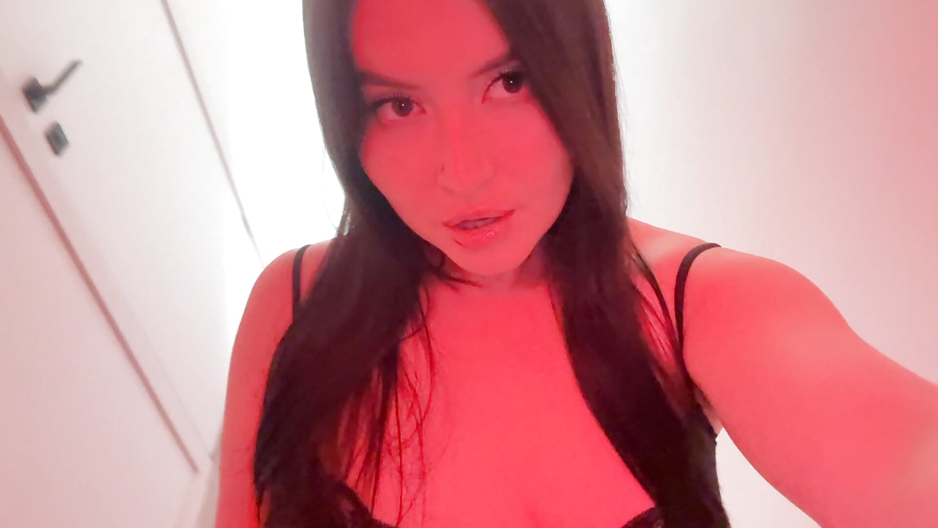 😱😱😱 — filmik TrishaWinslet, modela(-lki) na kamerkach