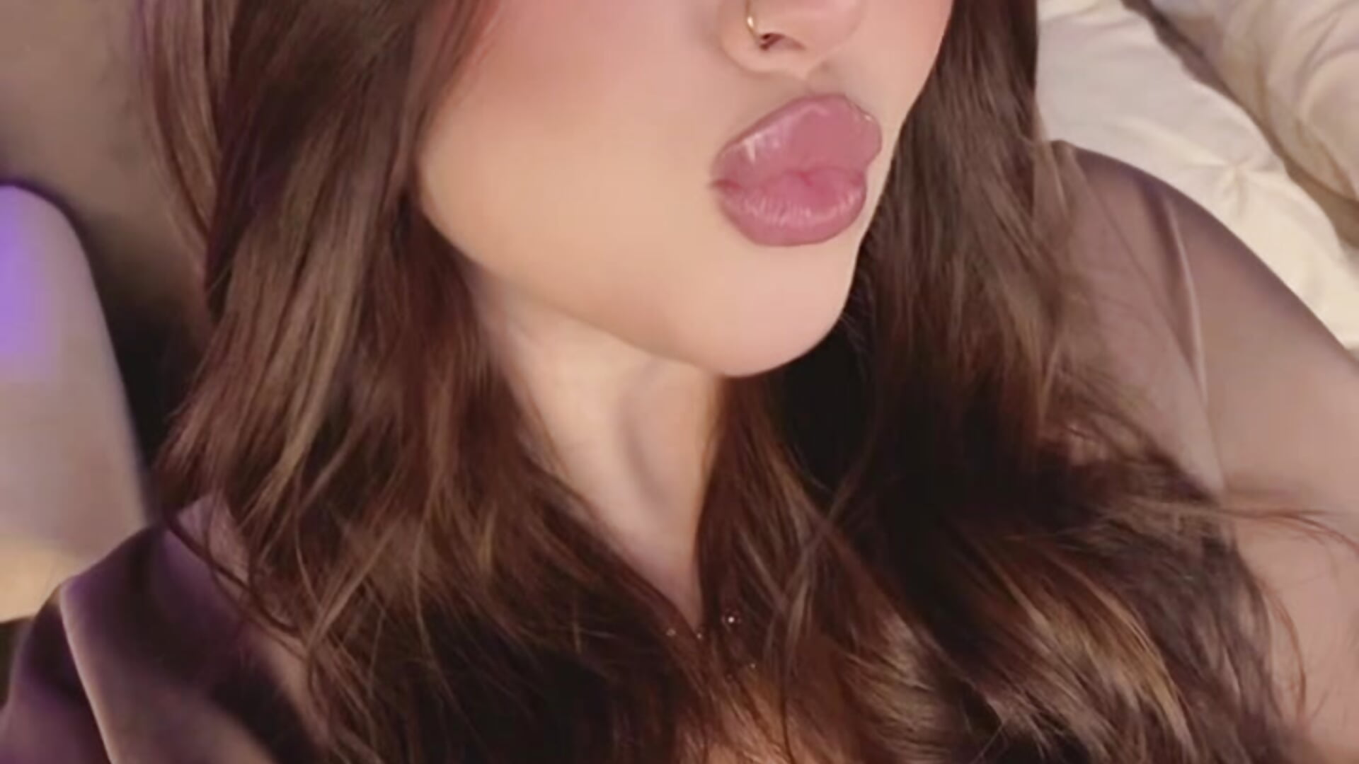 Kiss 💋🩷 — filmik TrishaWinslet, modela(-lki) na kamerkach