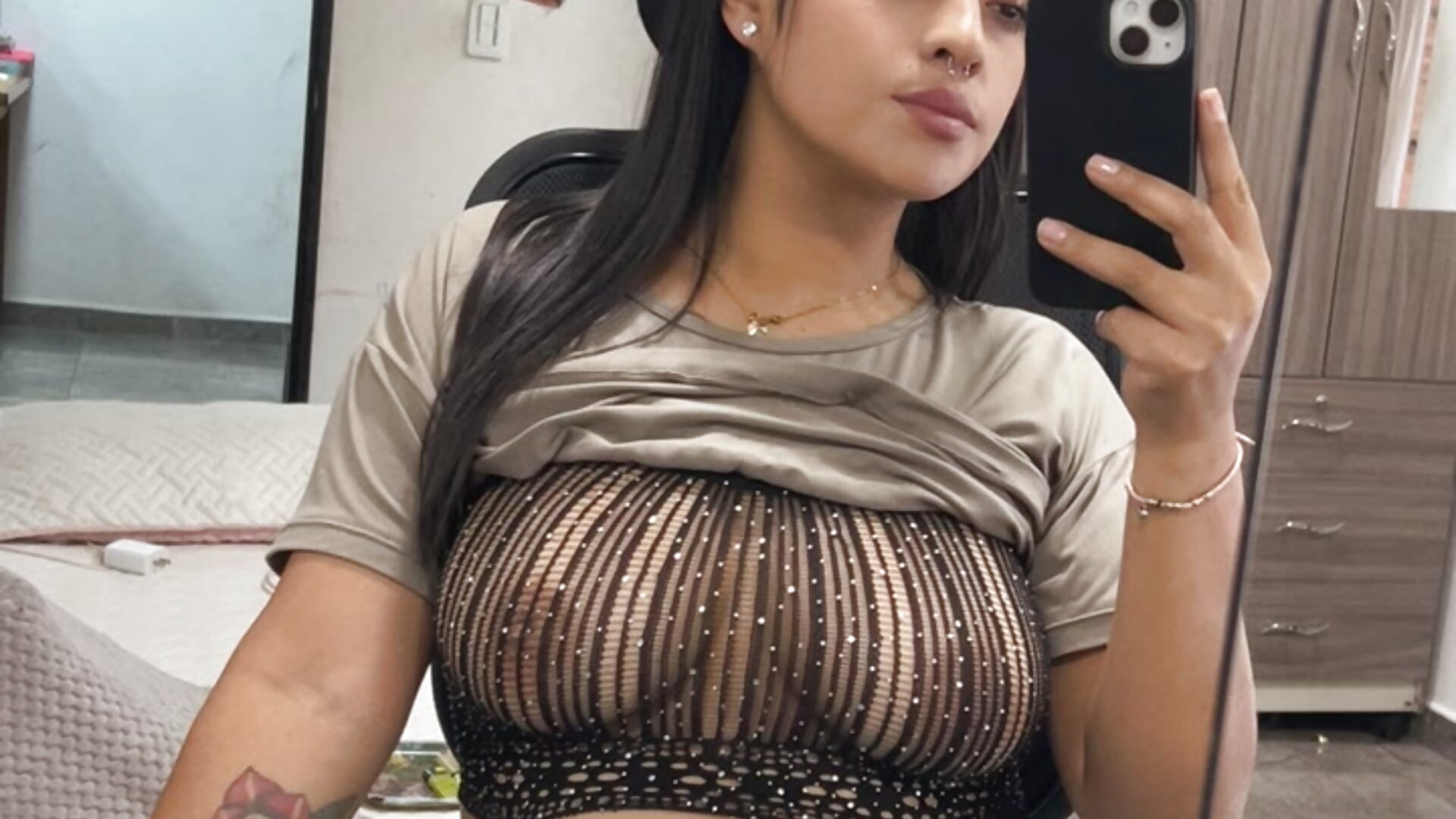 What size do you thing they are? 😈