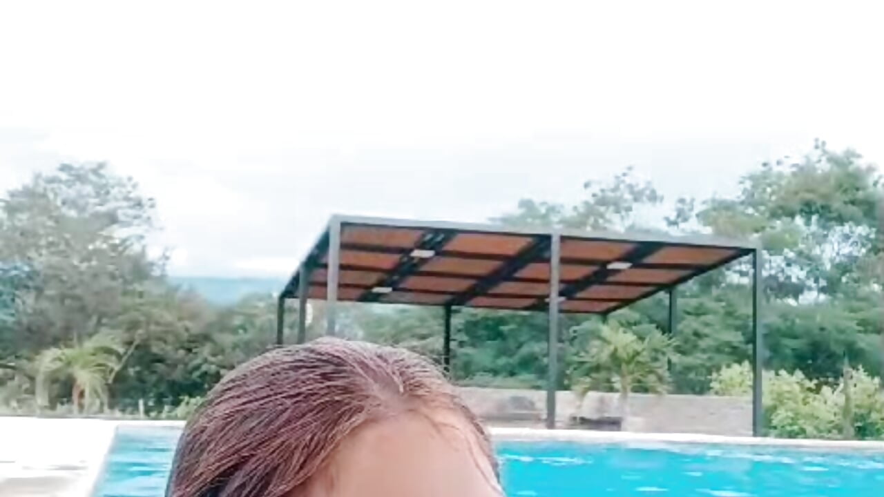 Come on honey today I want to get soo wet - video by DanniAbbey cam model