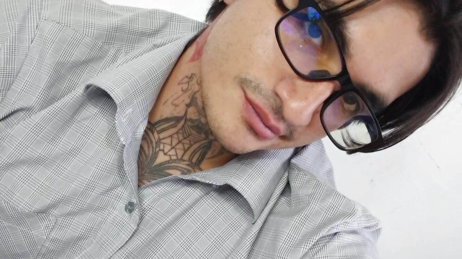 El inicio - video by Adamoku cam model