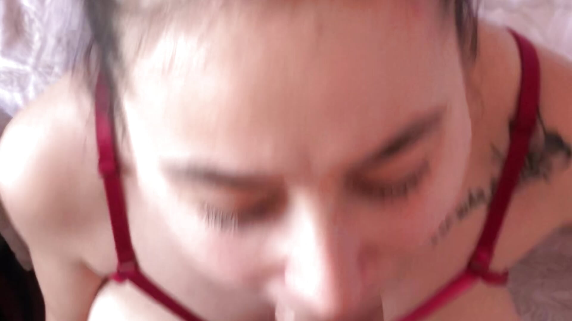 One of my best facial after I deepthroat that dick– b0uncingb00bs kameramodell videója