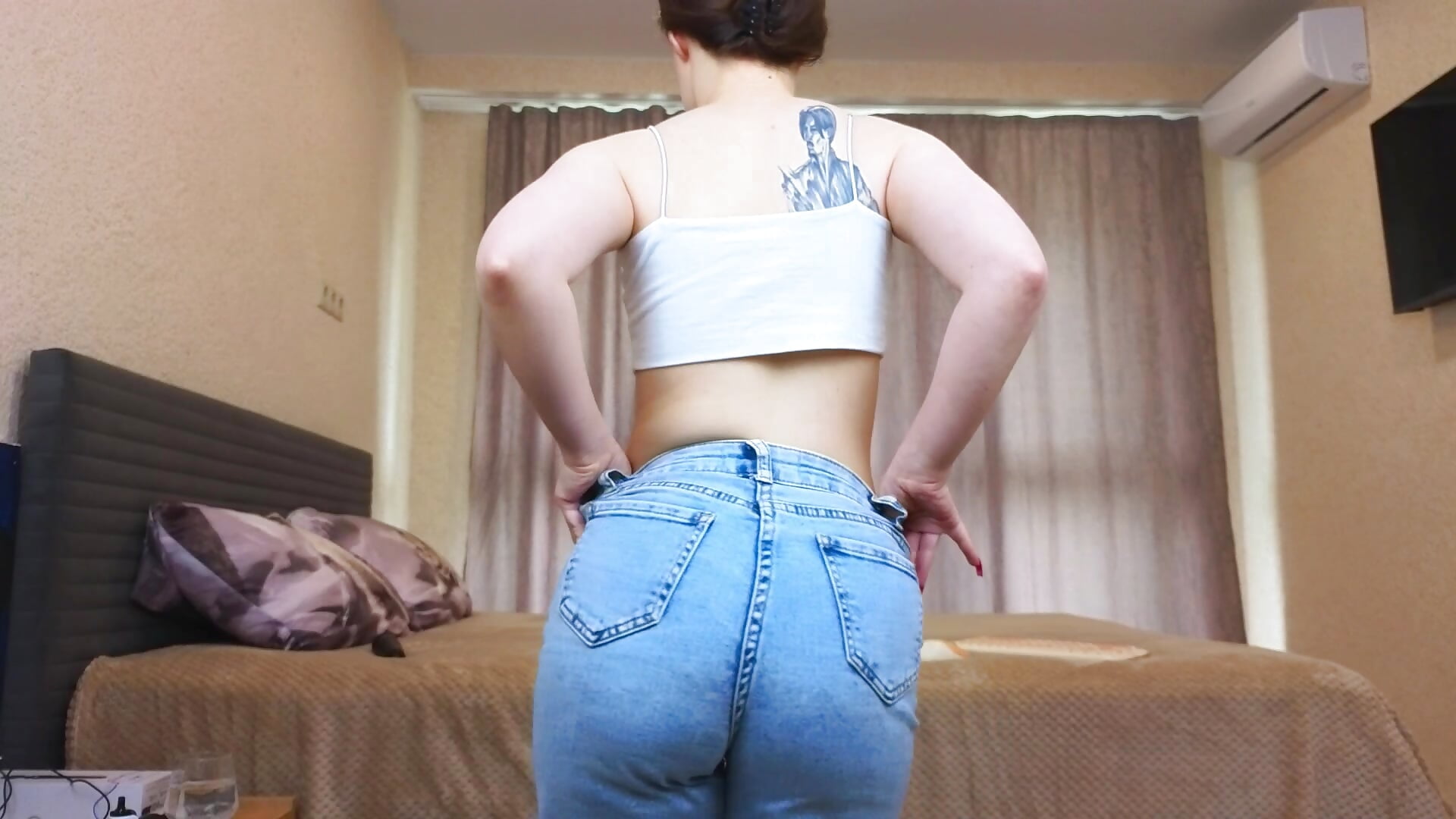 bigass young cute shy teen daddysgirl curvy +18 spank jeans naked red panties longnails