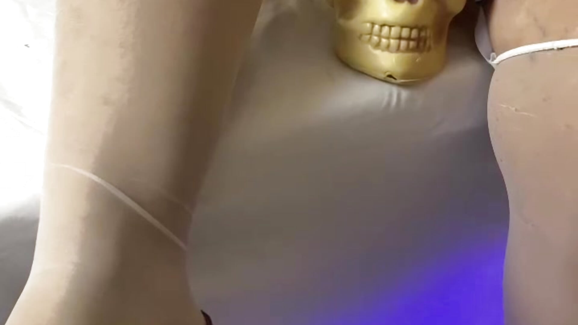 Do you have a fever 🤒 or are you just too horny? 🥵 - video by janecullen cam model