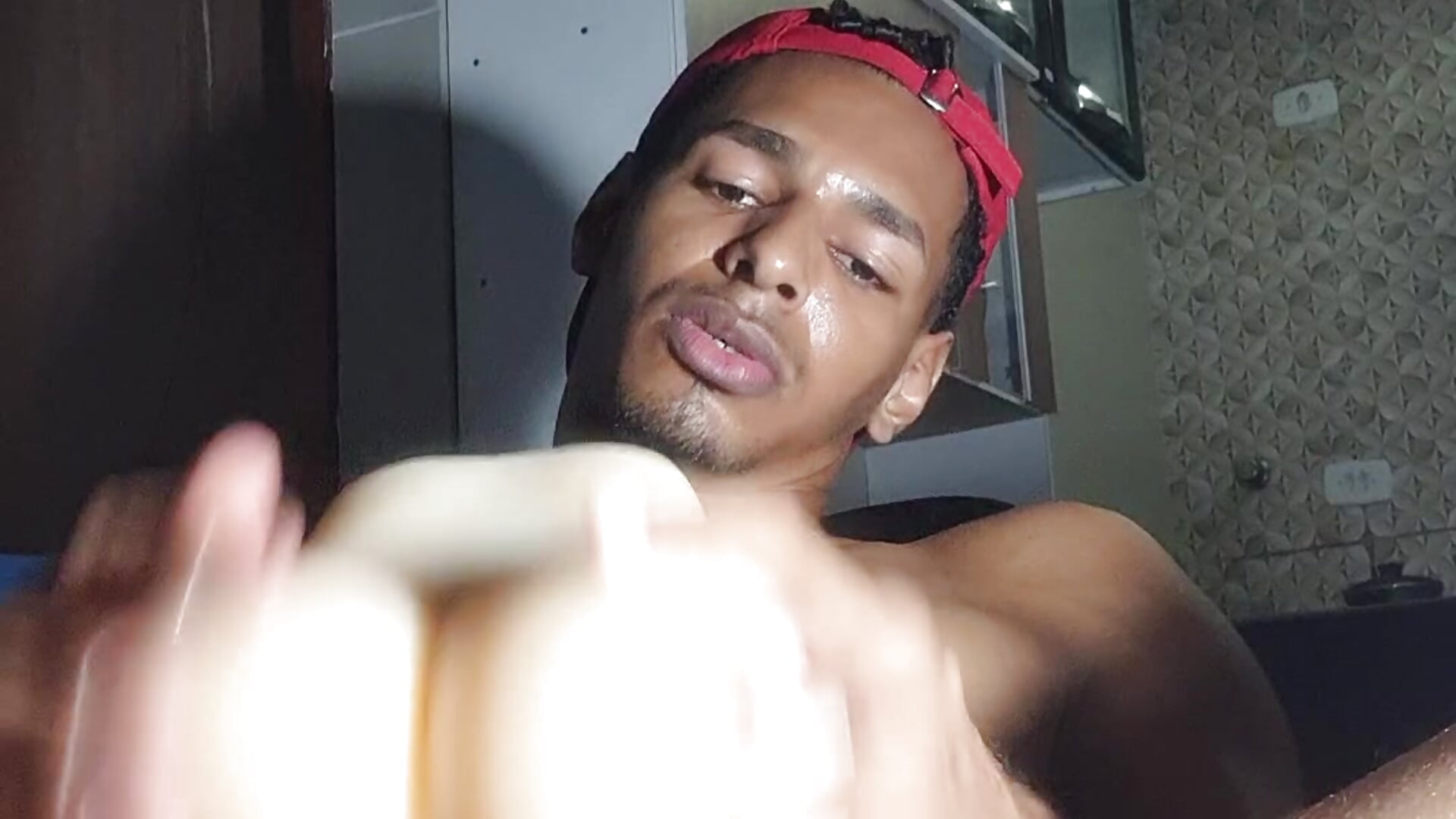 20240522_194152 - відео від вебкаммоделі mike_xxl