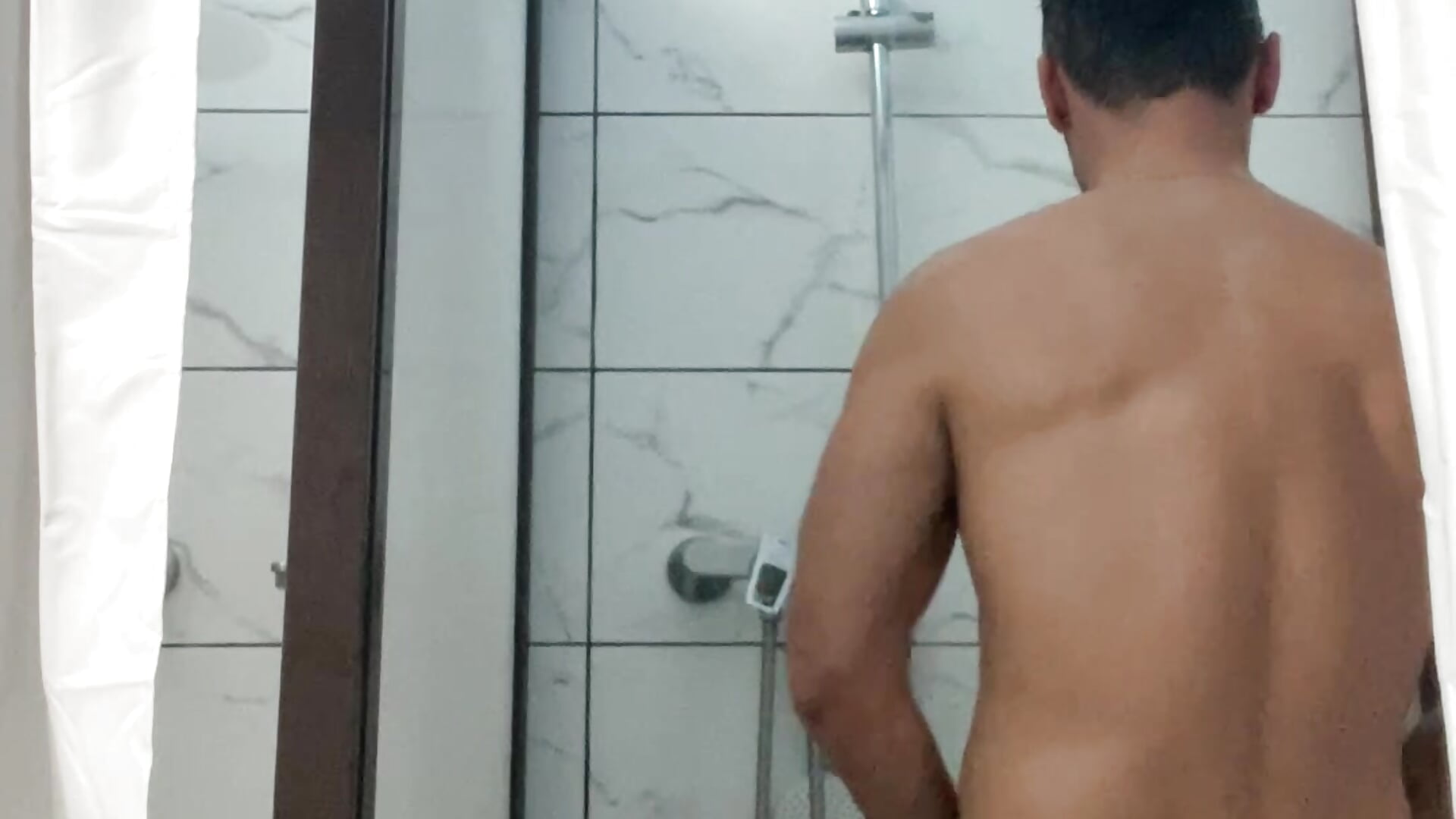 shower after gym - amydamarw 캠 모델의 동영상