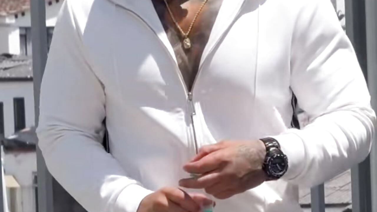 👽 - video by zaiin_diesel cam model