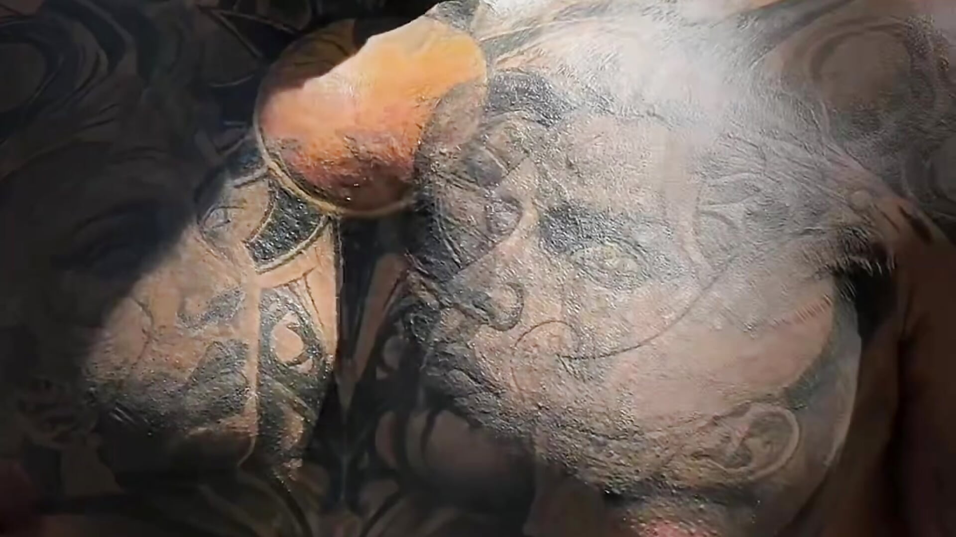 🦾 - video by zaiin_diesel cam model