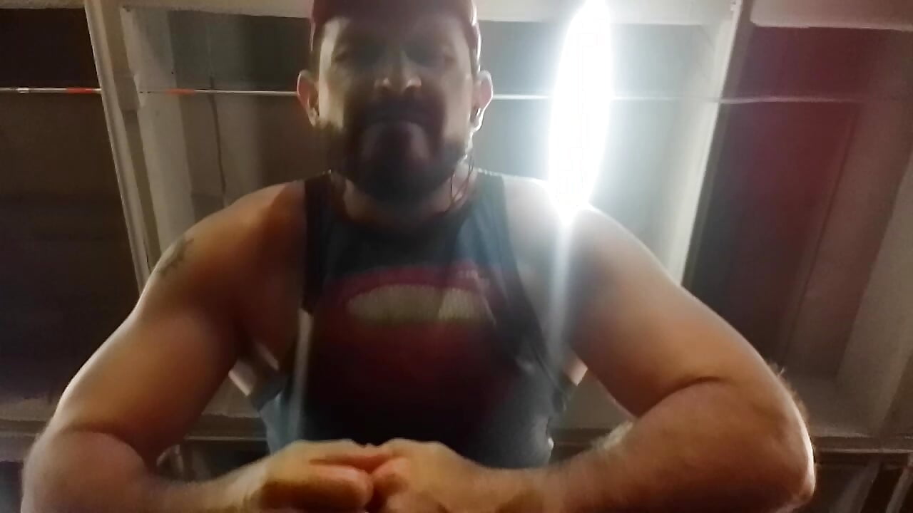 Gym time 💪💪❤ - vidéo du modèle de showcams SbasTone_Muscle