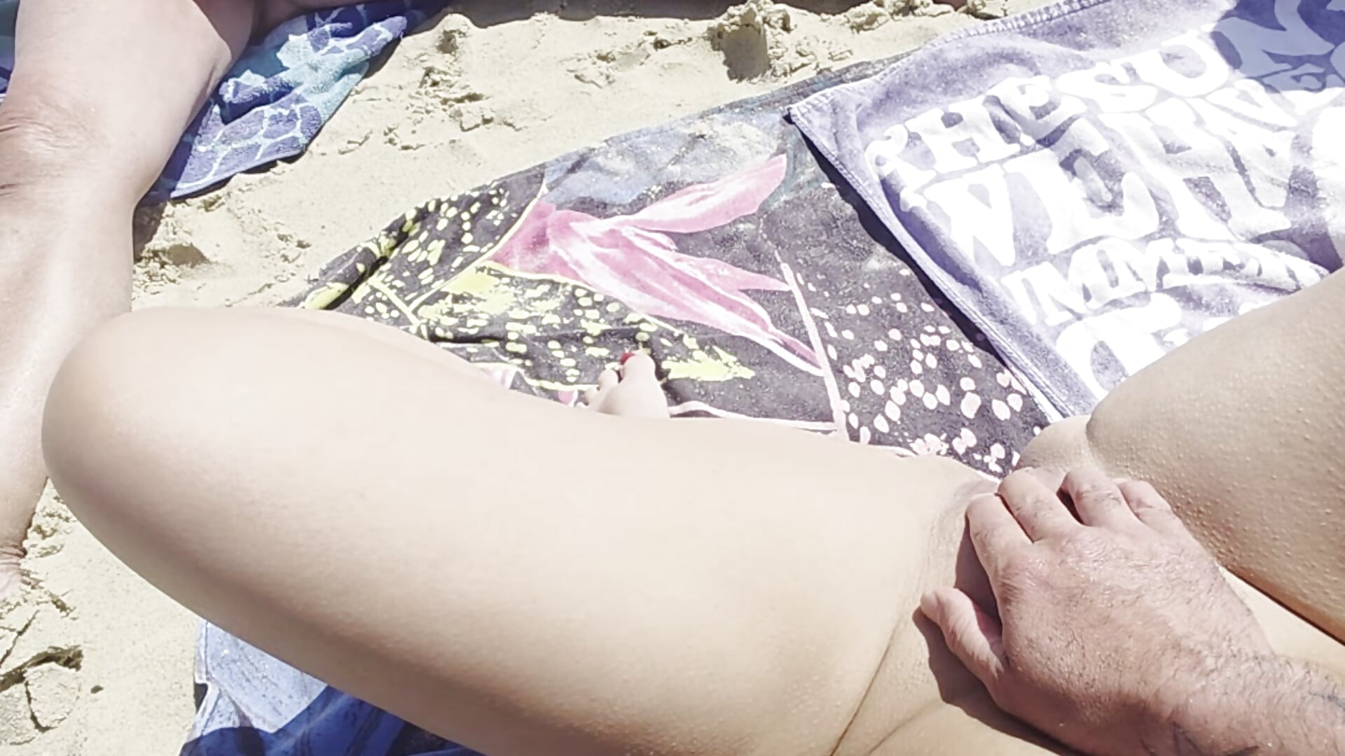 2 voyeurs se branle devant pendant que je me touche hummm – video od webkamerové modelky Aphrodite-22