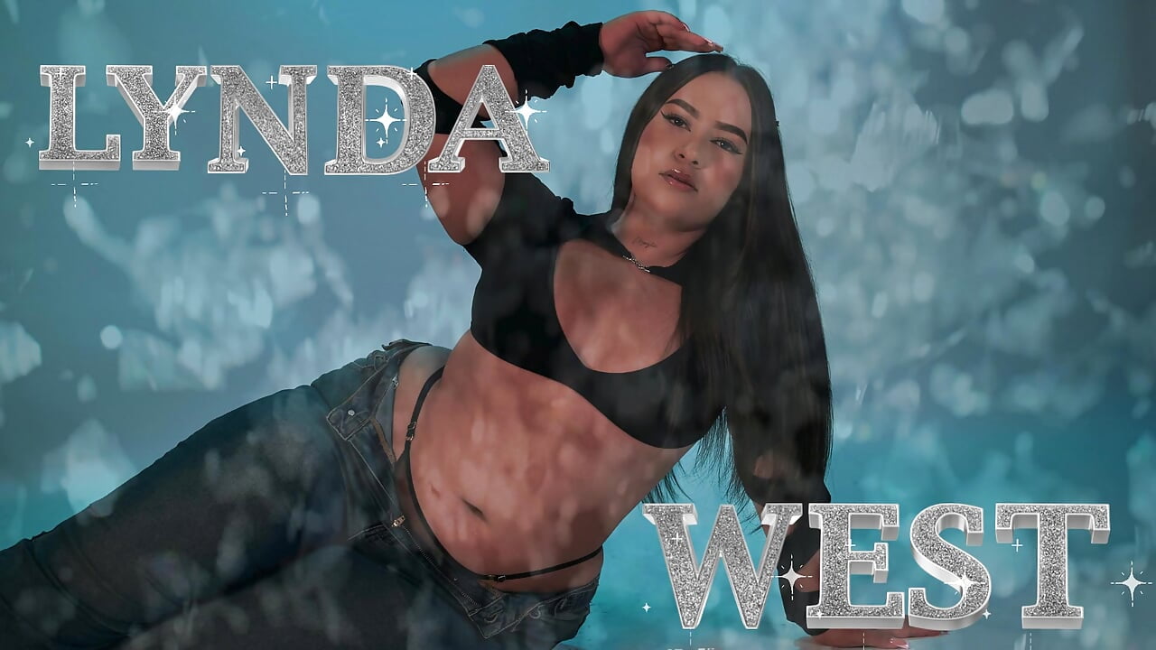 Lynda💙 - Vídeo de lynda_west, modelo de vídeos