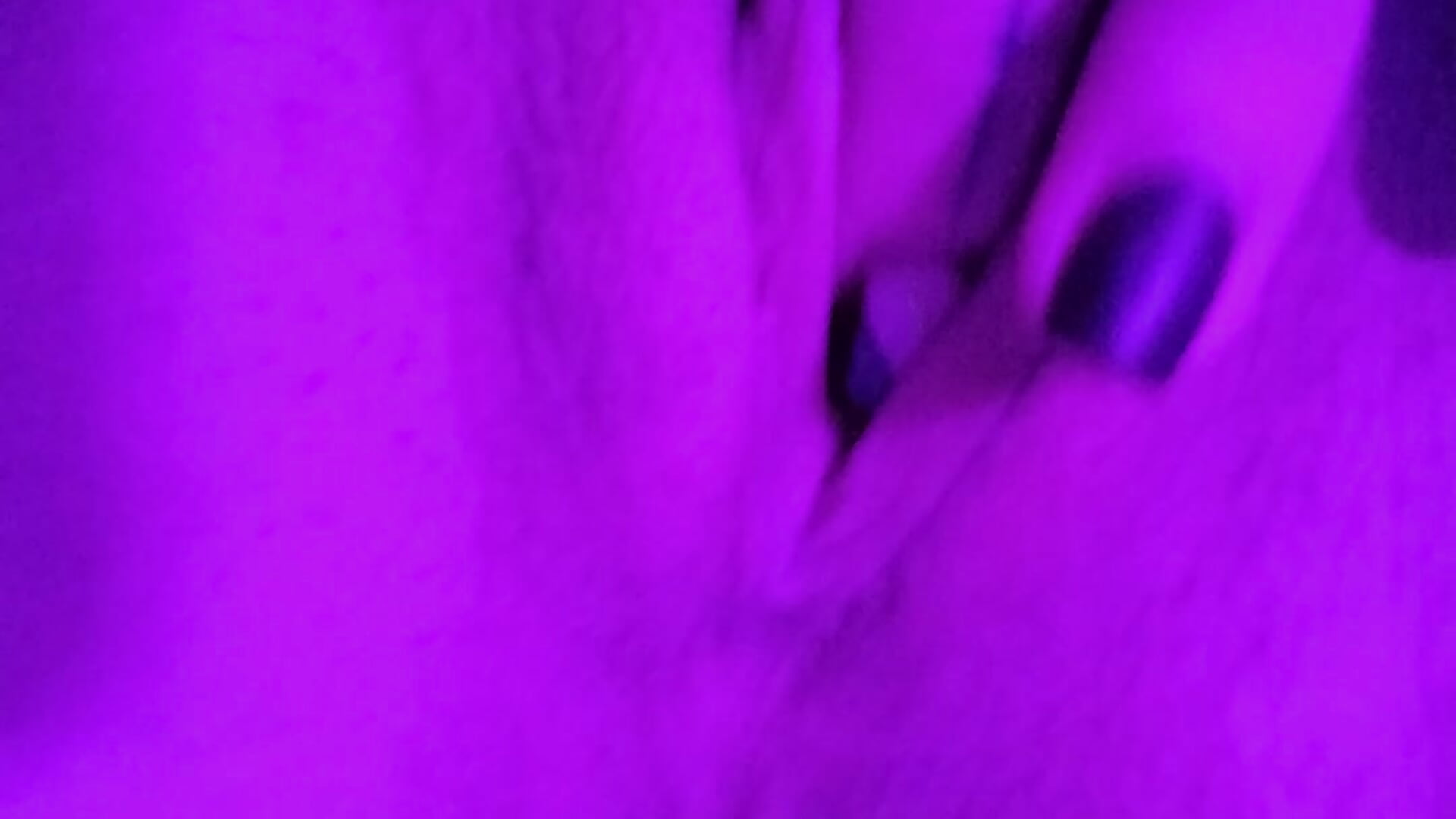 Rub my little wet pussy 🔥