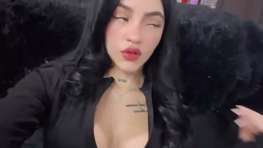 WhatsApp Video 2025-11-24 at 10,39,23 AM - video by Violettasquirt cam model