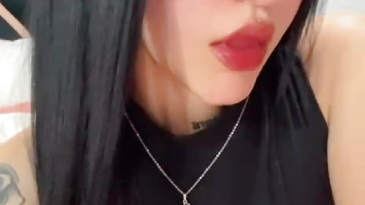 WhatsApp Video 2025-12-01 at 10,34,04 AM - video by Violettasquirt cam model
