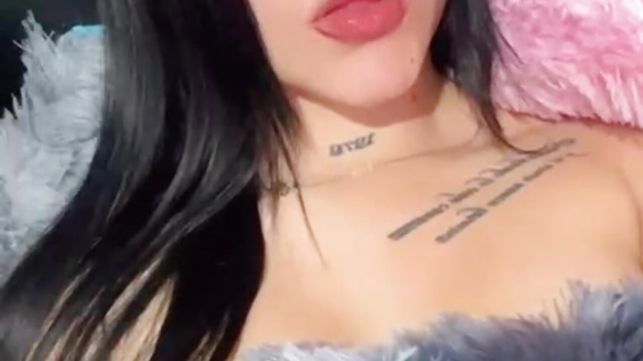 WhatsApp Video 2025-11-24 at 10,40,39 AM - video by Violettasquirt cam model
