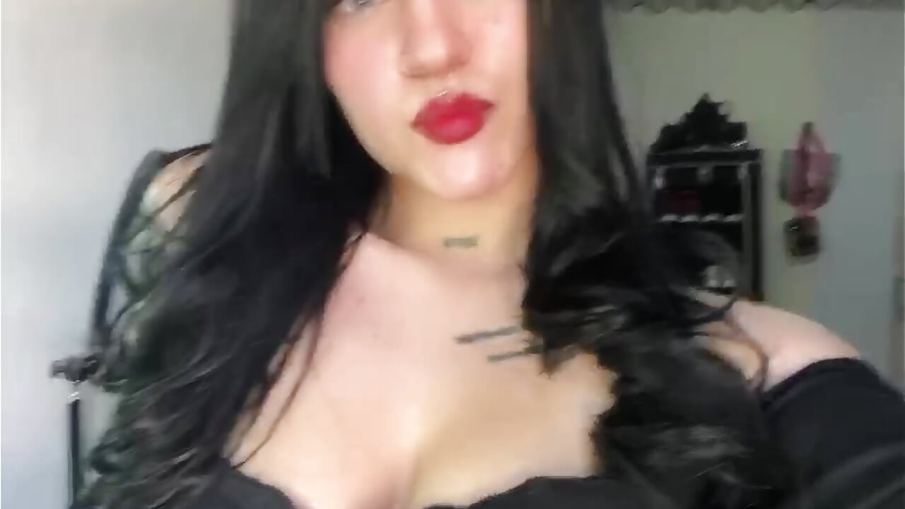 WhatsApp Video 2025-07-18 at 3,03,06 PM - video by Violettasquirt cam model