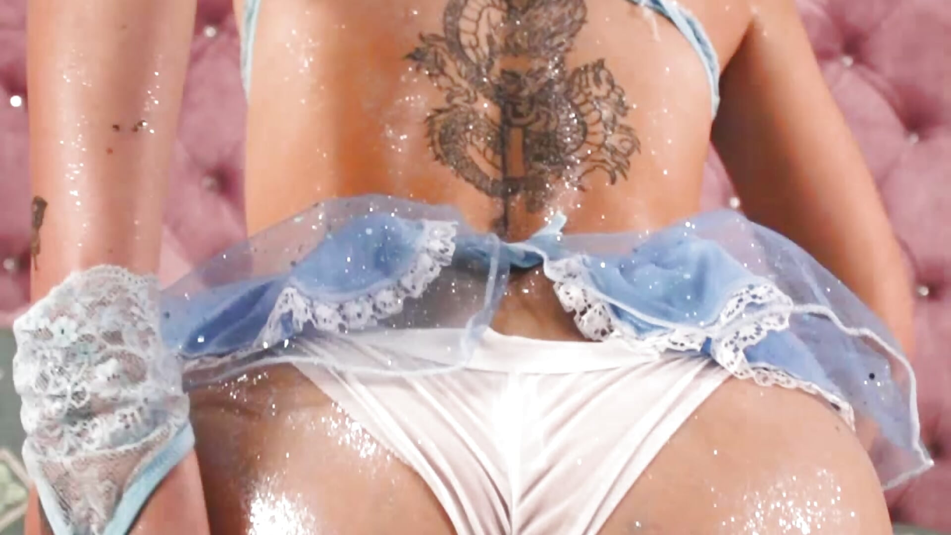 My Ass Bouncing for you - video di Isabel_Escorcia modella di cam