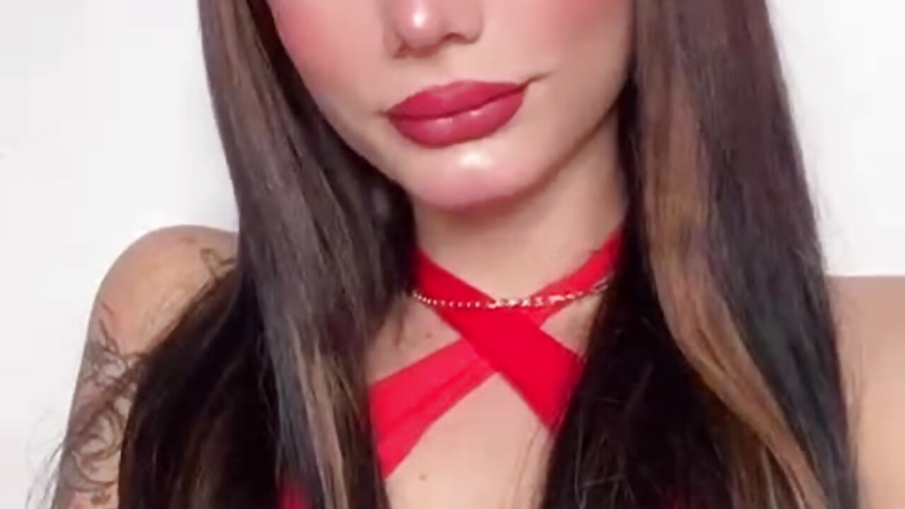 Your beautiful flirtatious girl - video by Isabel_Escorcia cam model