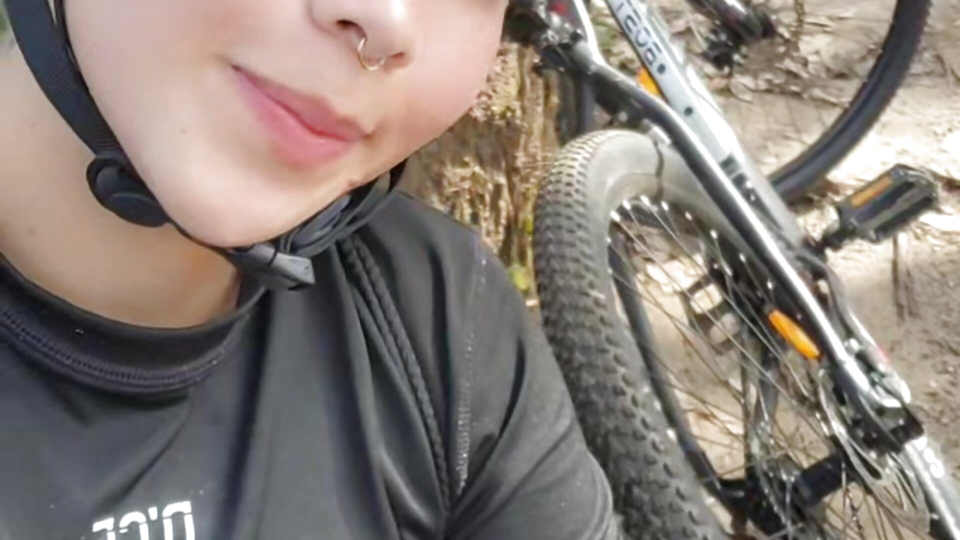 You decide if you ride me or the bike - Video von Mariafer05 Cam-Model