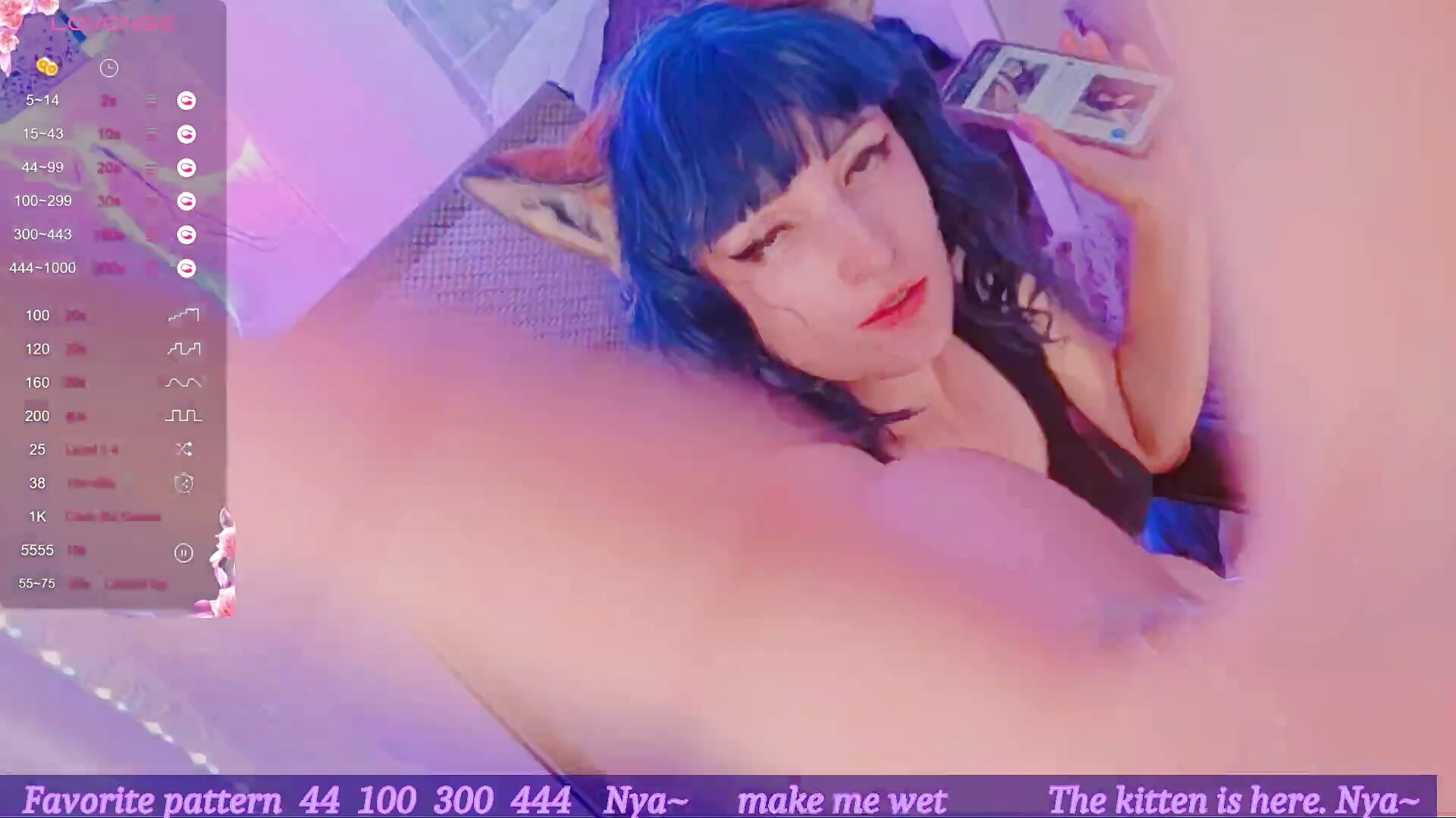 My secret network for likes and comments on the show! - video by Elli3cat cam model