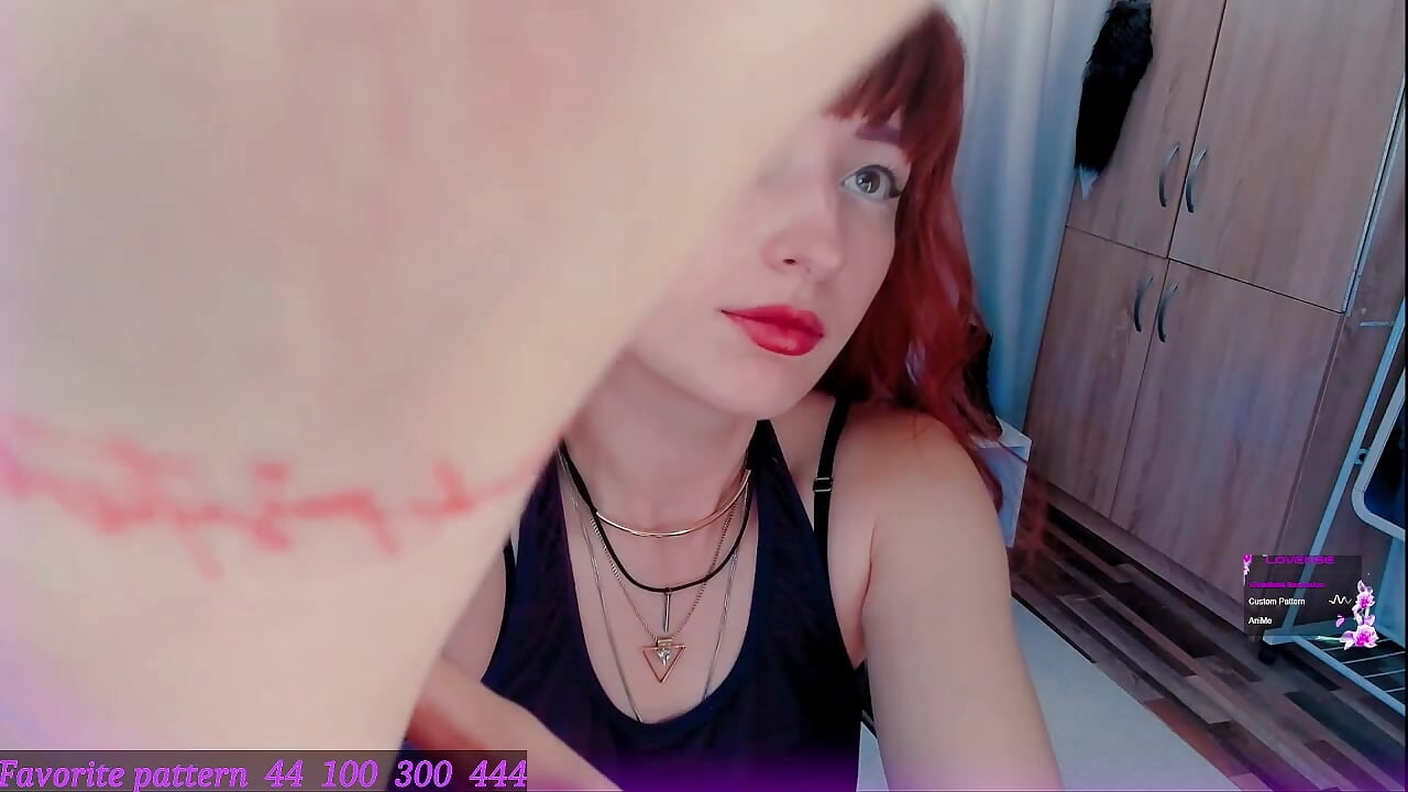 tattoos for redhead ! - فيديو من Elli3cat موديل الكام