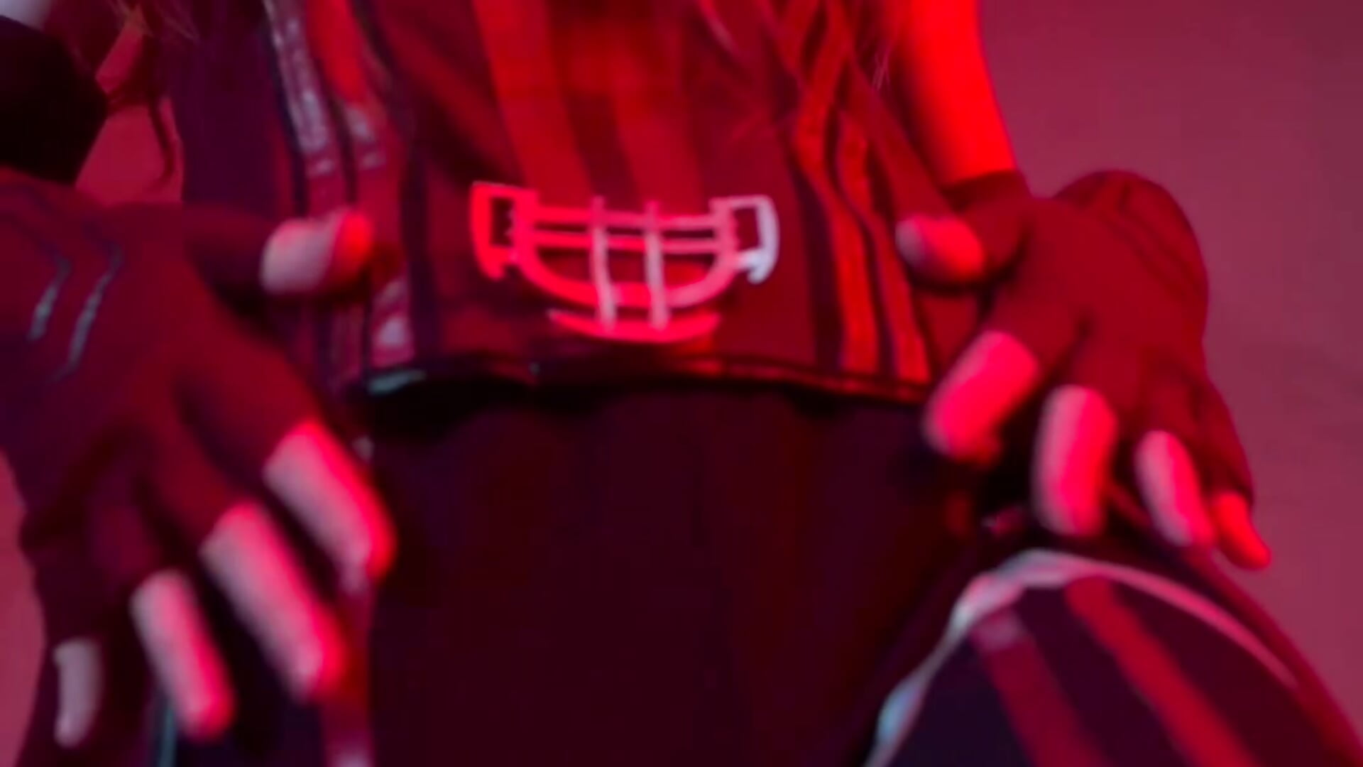 Scarlet Witch hide tease ^^