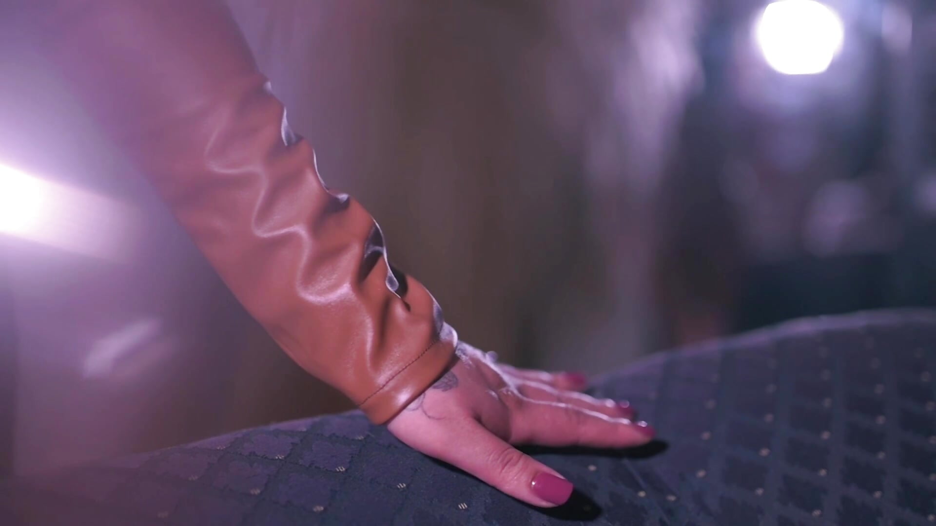 🤎💗💋 - video by SubYunna1 cam model