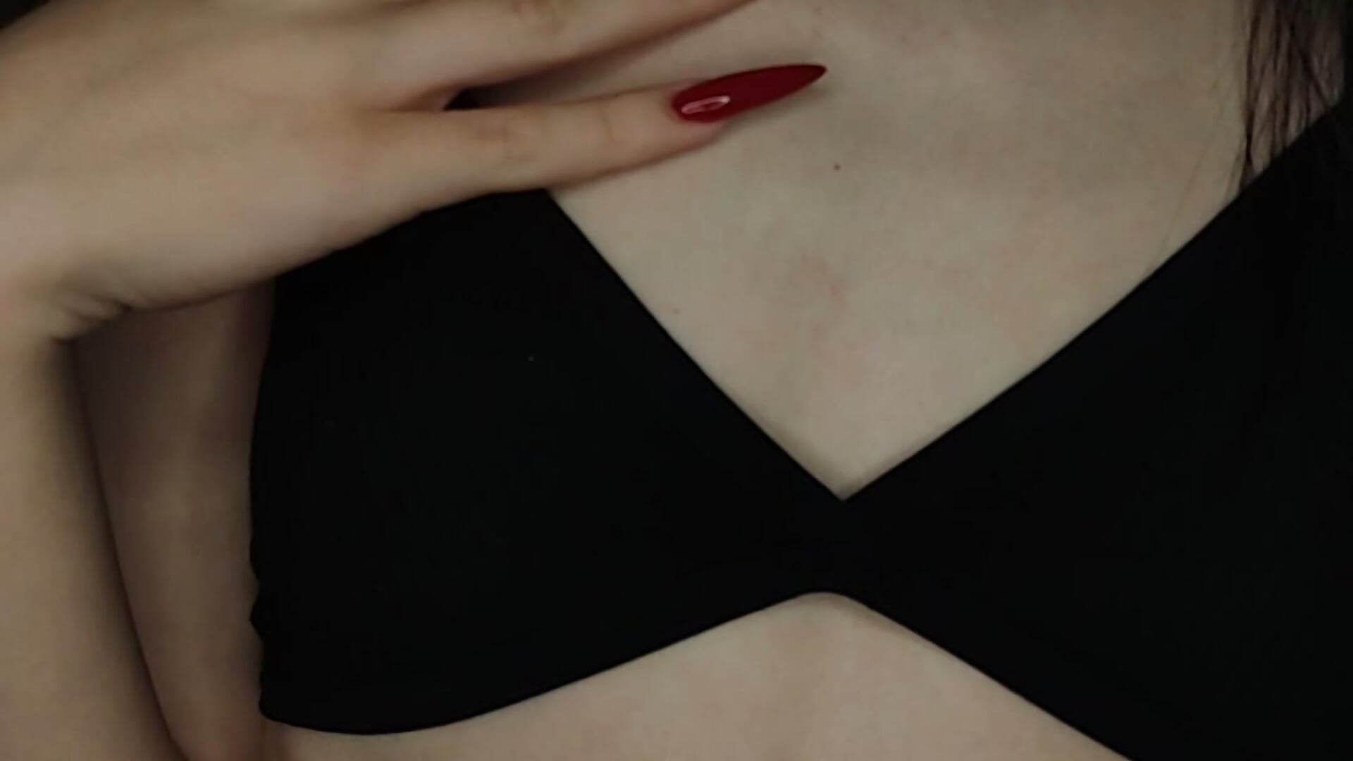 Dirty playing with you. Ice on nipples, masturbate, slaps, and suck fingers after playing in my puss