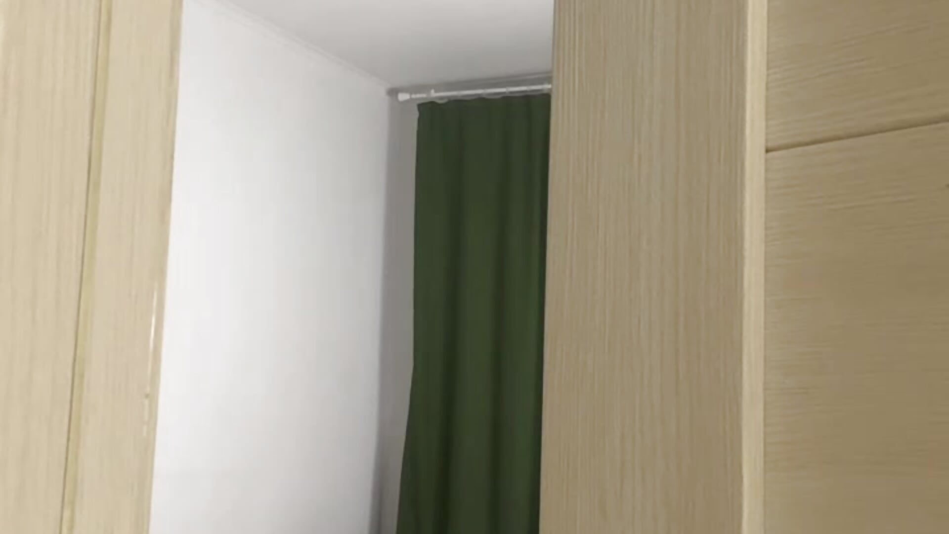 Oooh are you peering ?? Naughty boy－カメラキャストのmirida_foxの動画