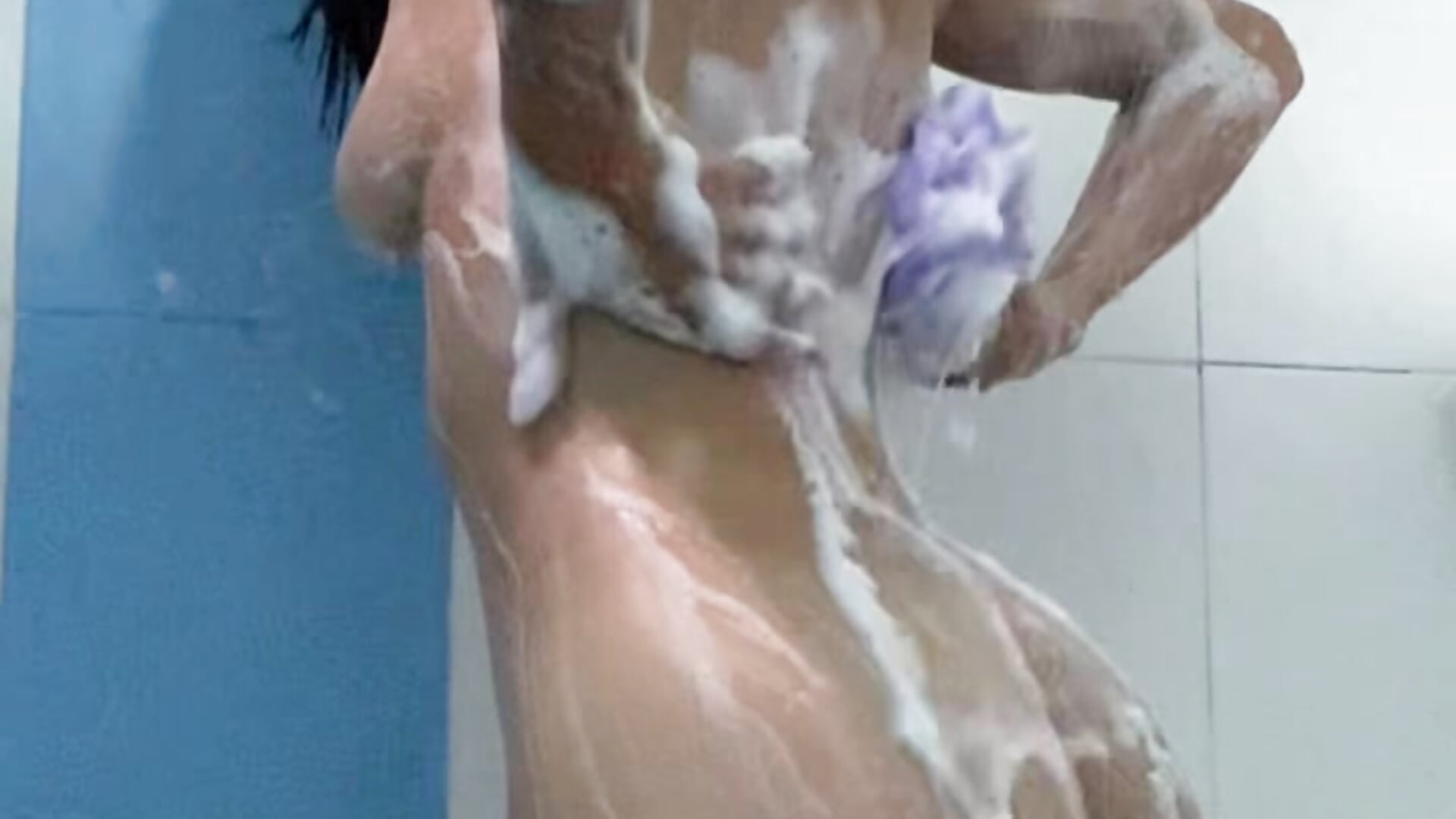 My naked body with foam🧼 - video của người mẫu cam sharonmiller_2_