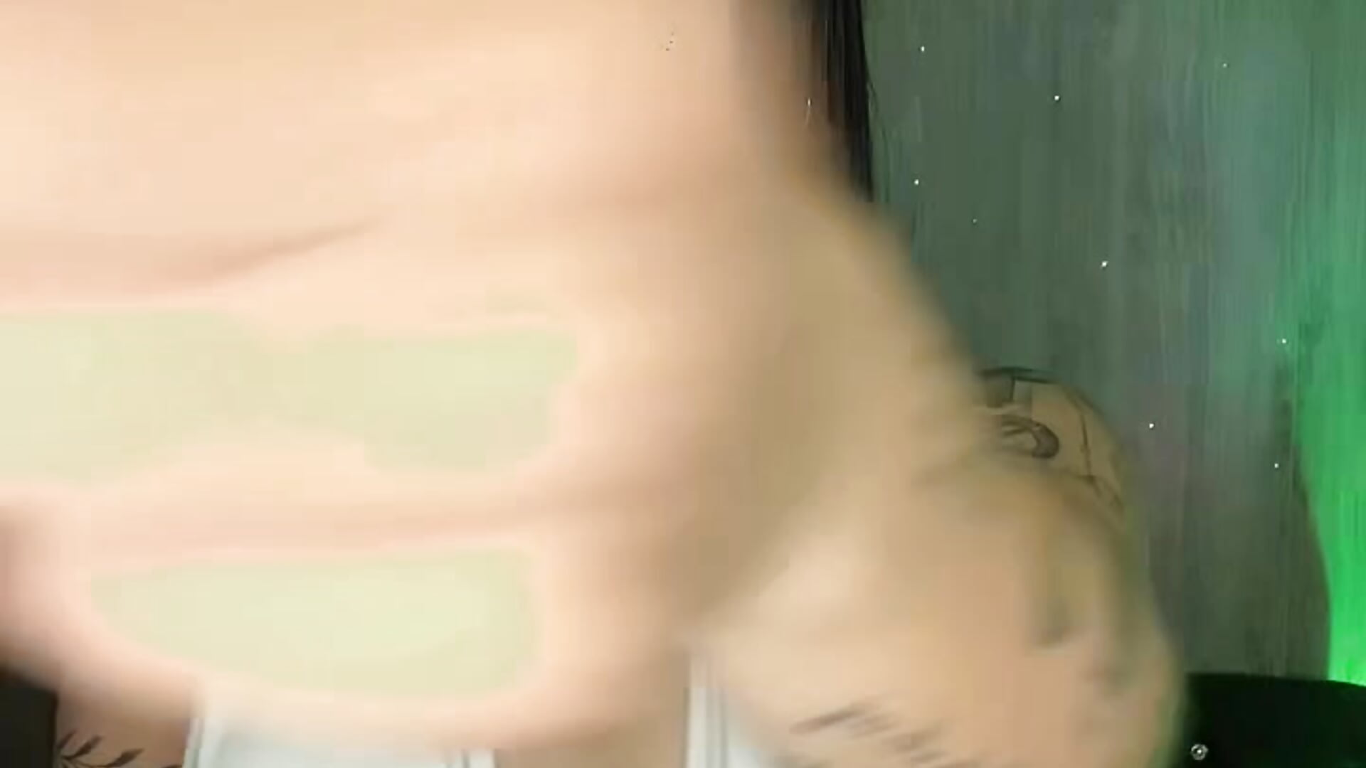 Happy New Year🤍 – video modela na kameri zoee_jackson