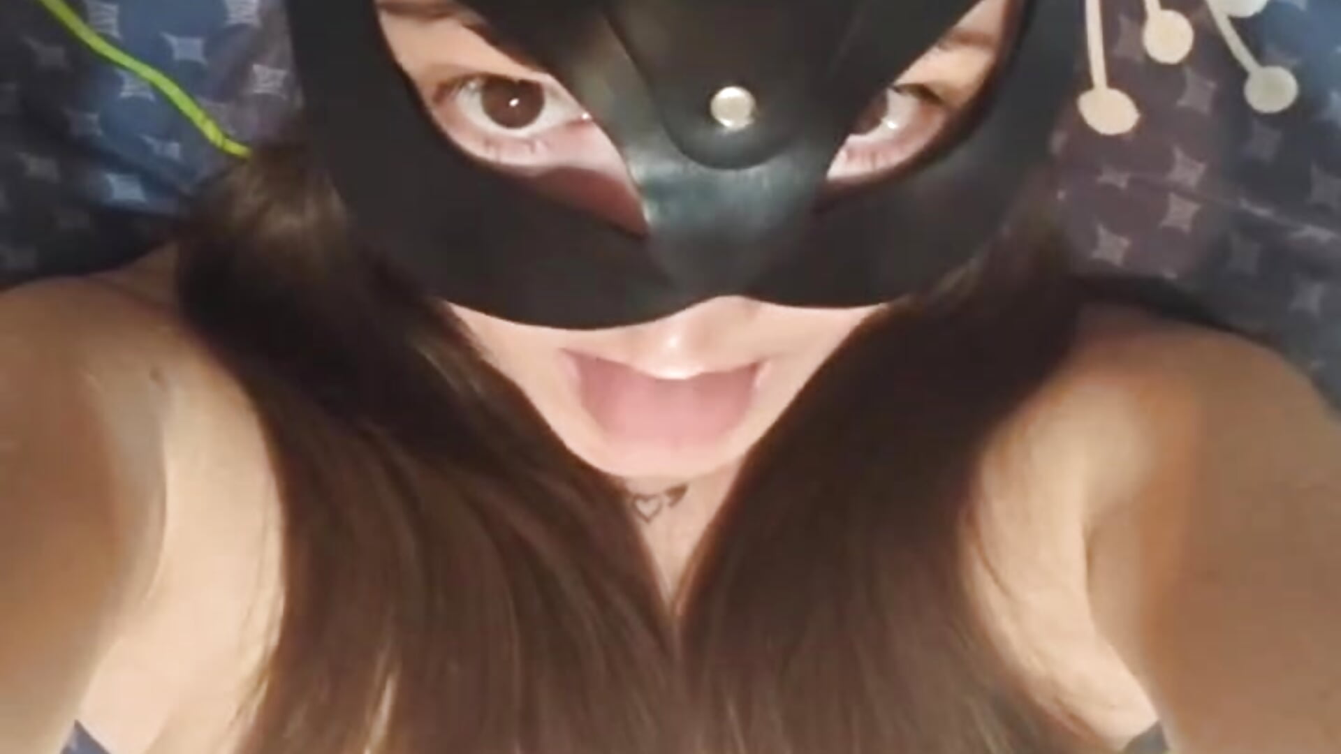 document_5382303275607427700 - MaxWellas6主播的视频