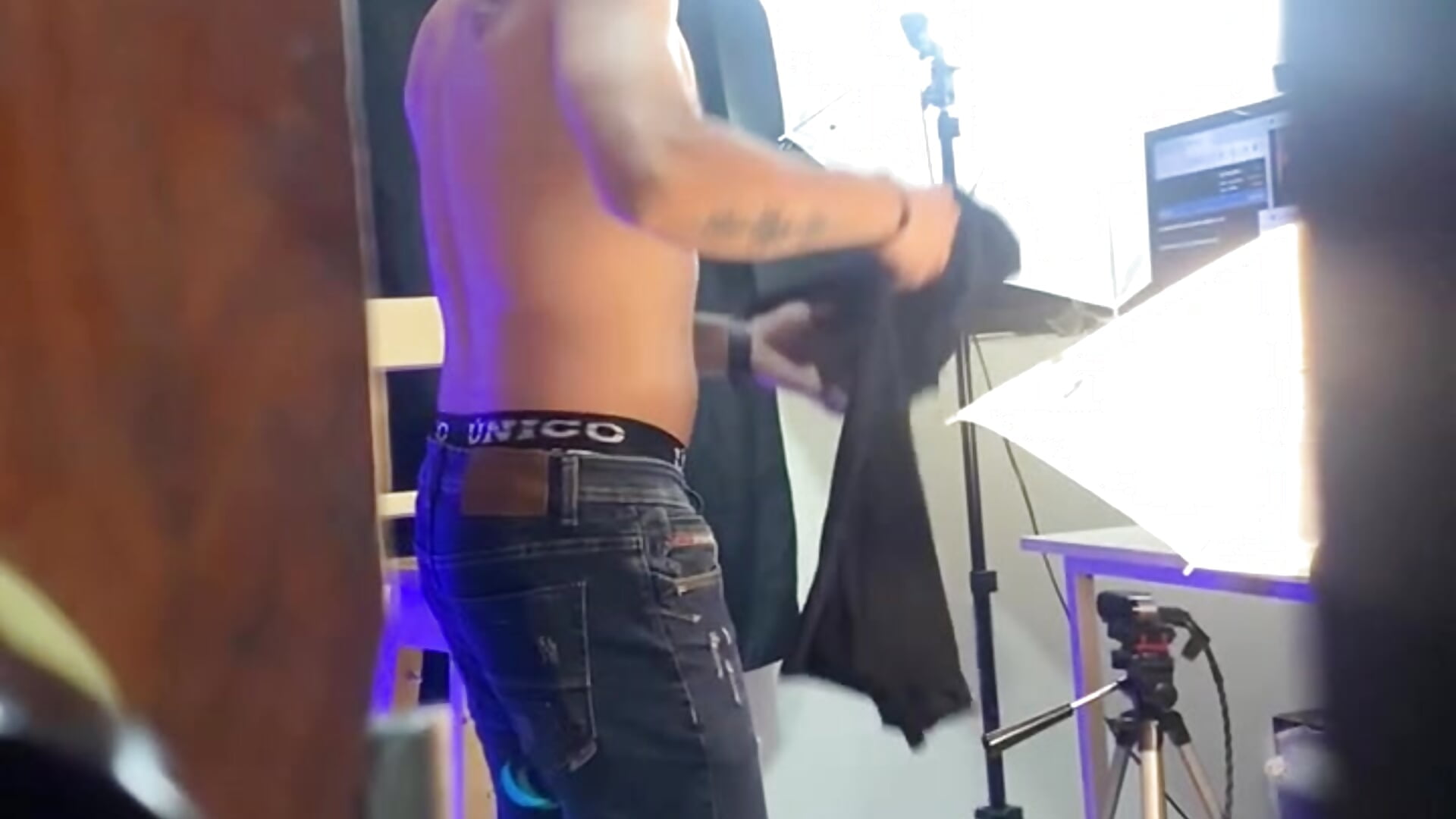 anyone catch me - video by antony_bigdick_ cam model