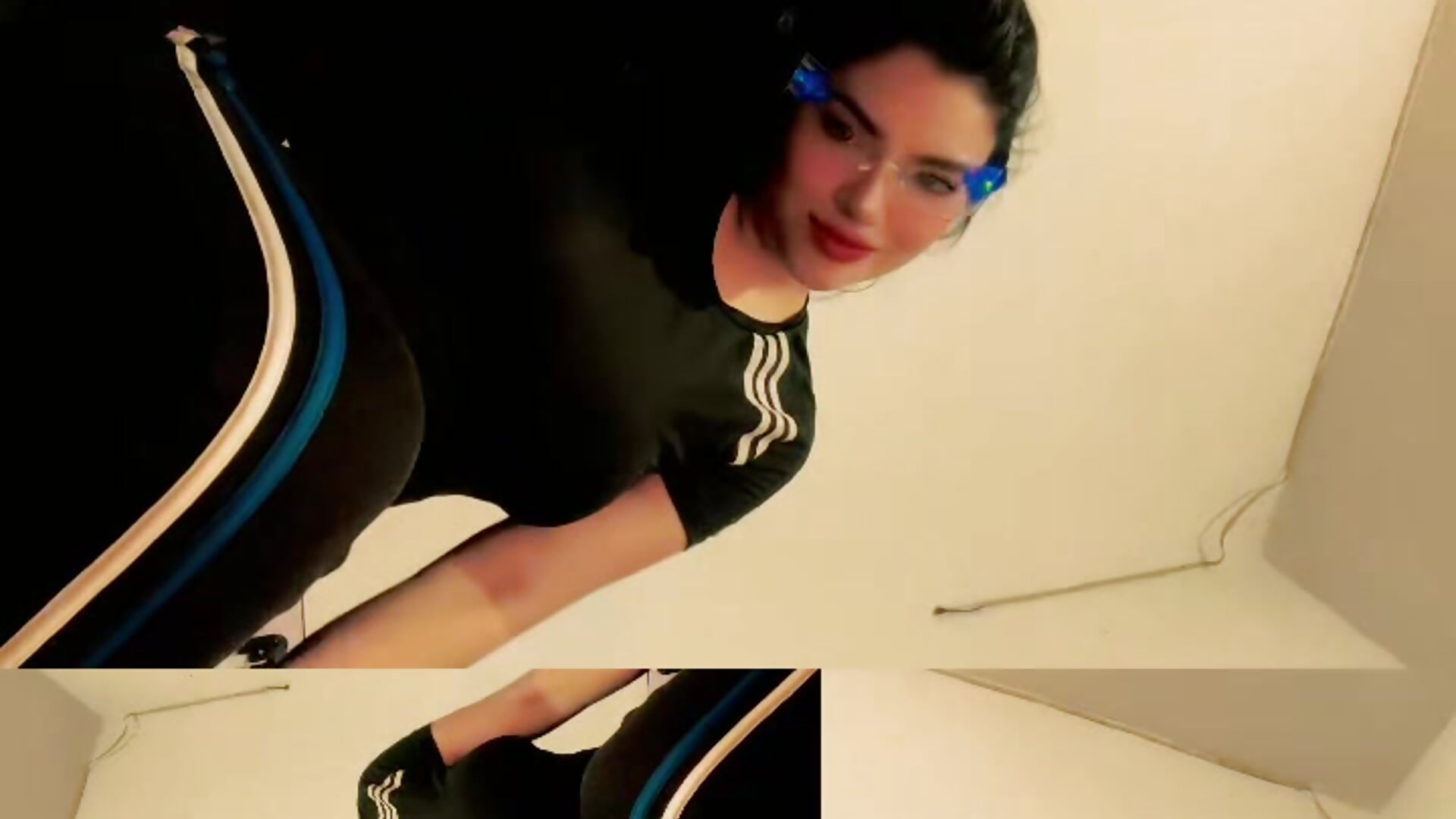 aaddd60c90b34a08bb134e20871a33b6 - video by lolaa_staars cam model