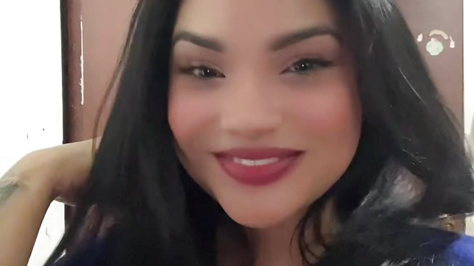 6c716cc0da964f1ea323b1e6920829e4 - video by lolaa_staars cam model