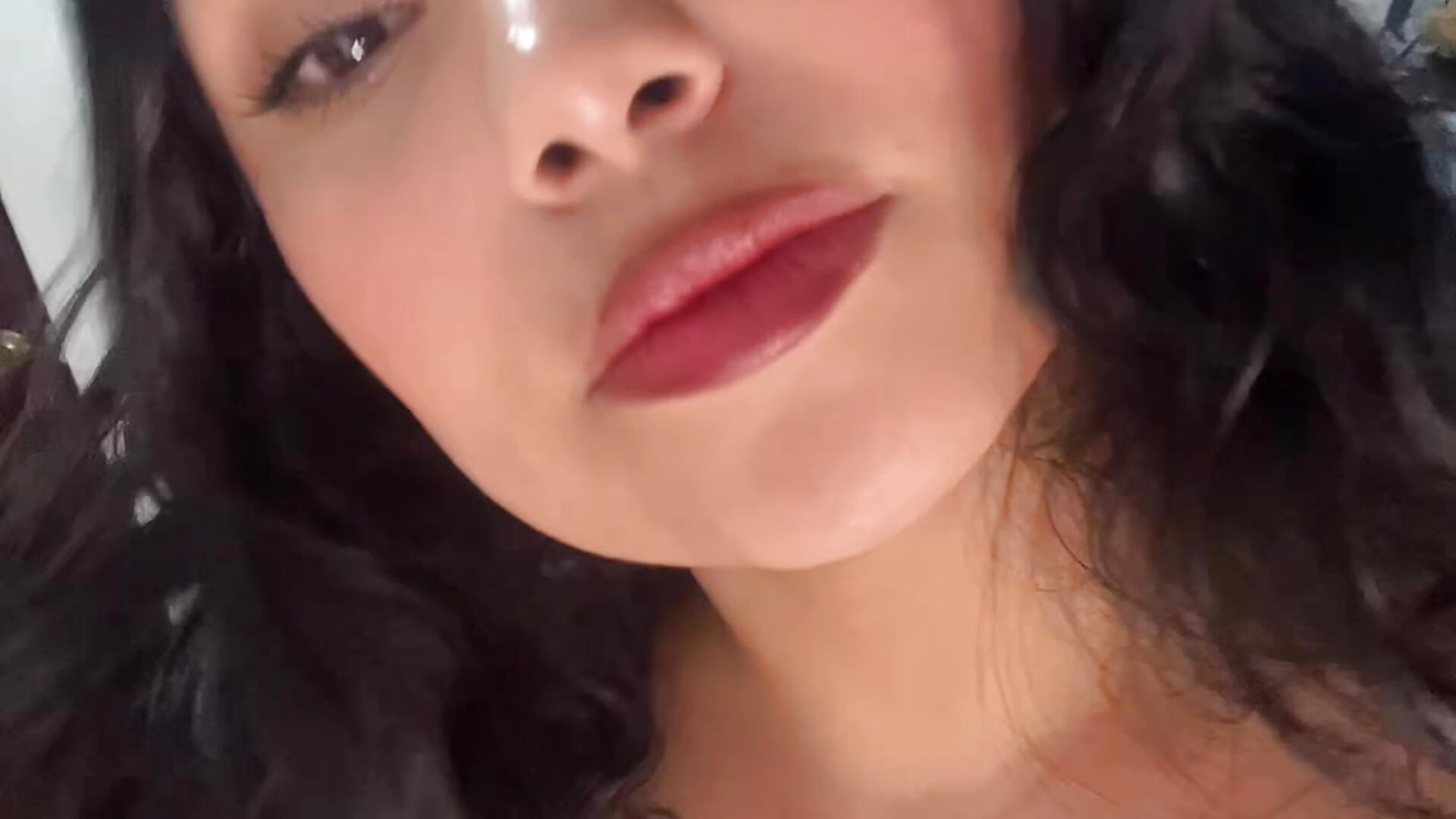 c1673a8cca1545adb2b16c46d3f666c8 - video by lolaa_staars cam model