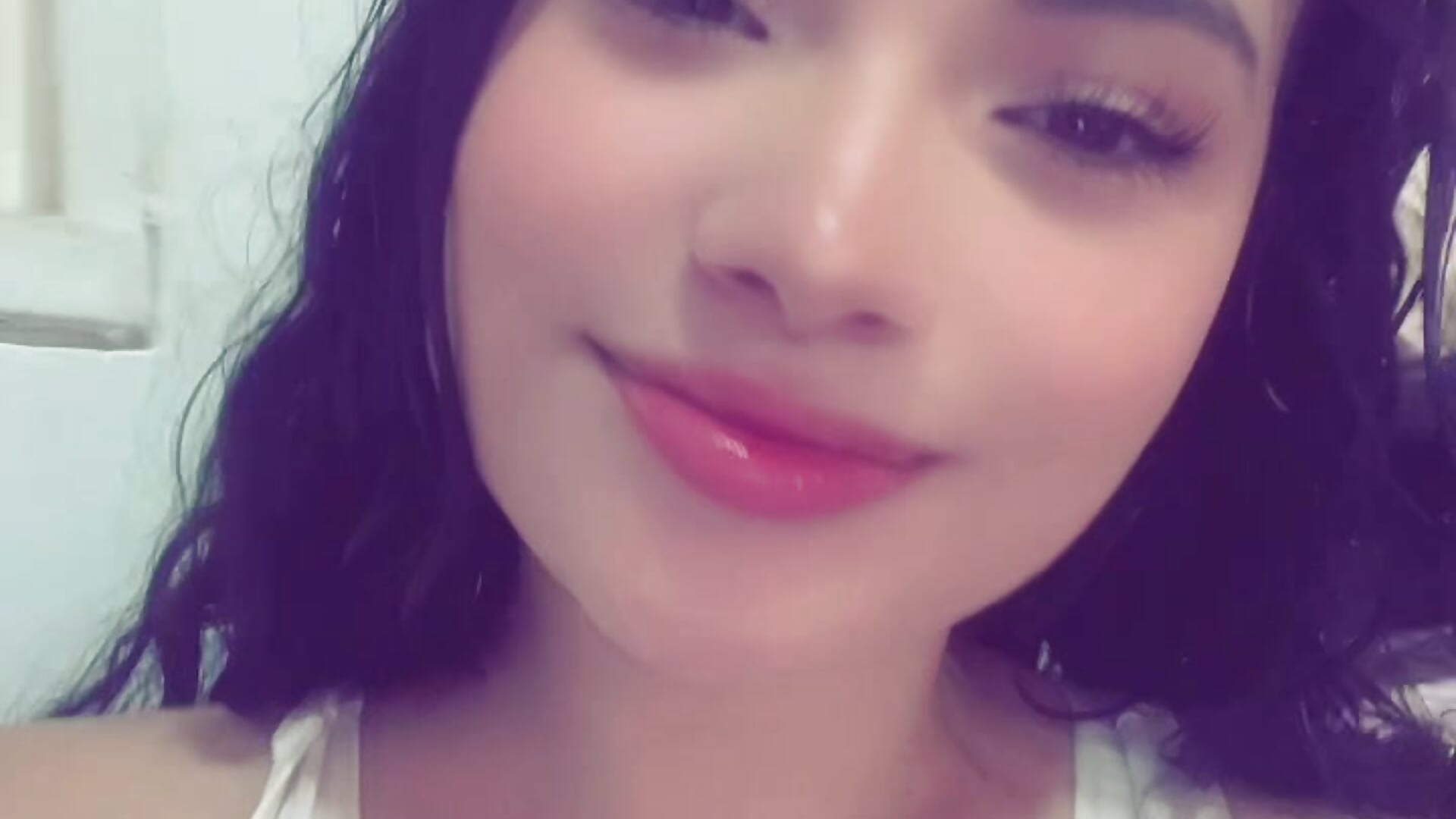 f290a2bb5d0549b497b23616ff145545 - video by lolaa_staars cam model