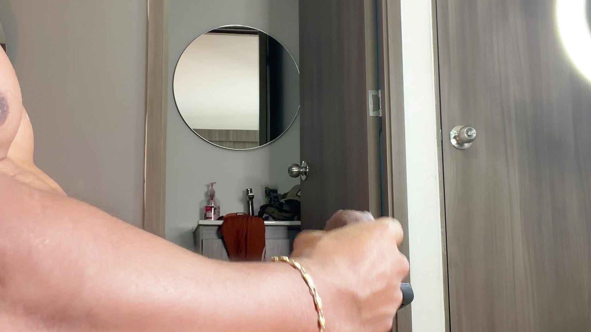BIG CUM 😈( 5 days without exploding! It's landing right in my face!) – video modela na kameri ApoloMakris