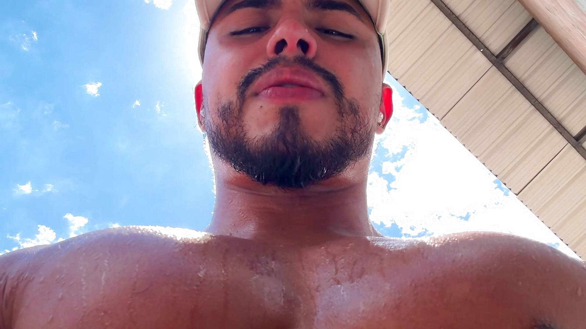 😮‍💨   🫣💦 – video modela na kameri ApoloMakris