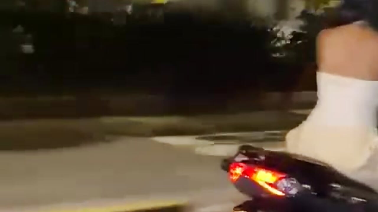 🛵BikeGirl 💗🥰 - video by Aida_moreno cam model