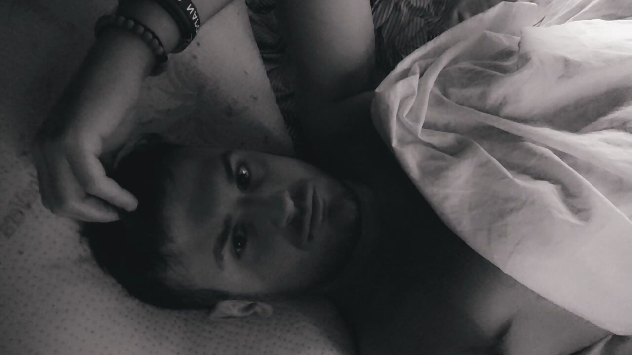 Buongiorno cuoricini🥱－カメラキャストのTheKing966の動画